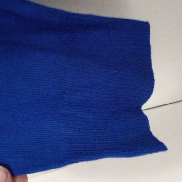 Elegant Royal Blue Lace Inset Sweater NWOT Size 30/32 - Picture 6 of 9